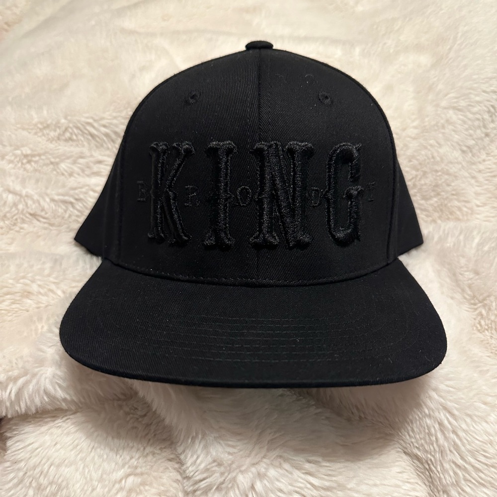 Brody King hat RARE HOUSE OF BLACK AEW God’s Hate Malakai Black Buddy Matthews
